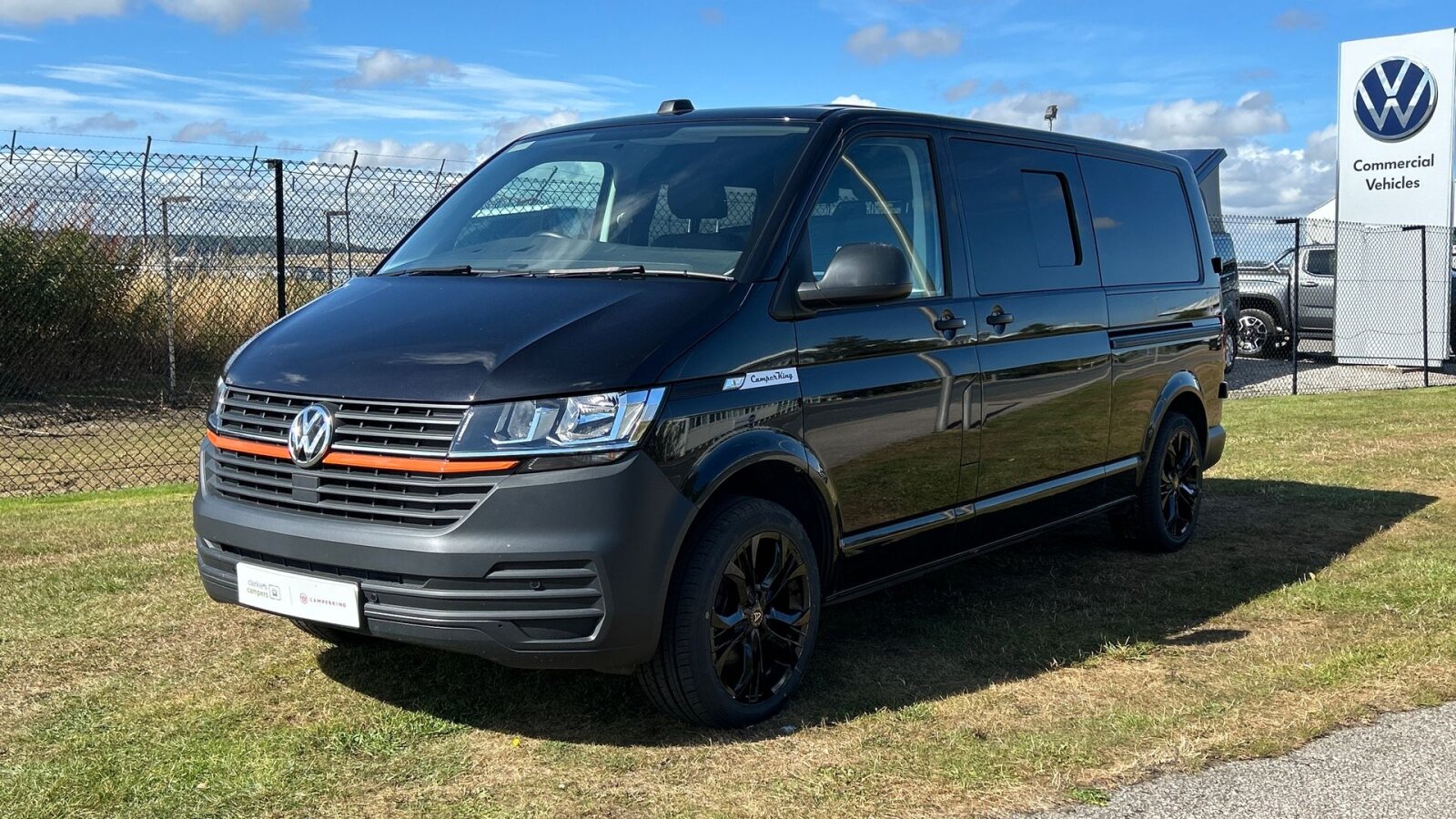 Main listing image - Volkswagen Transporter