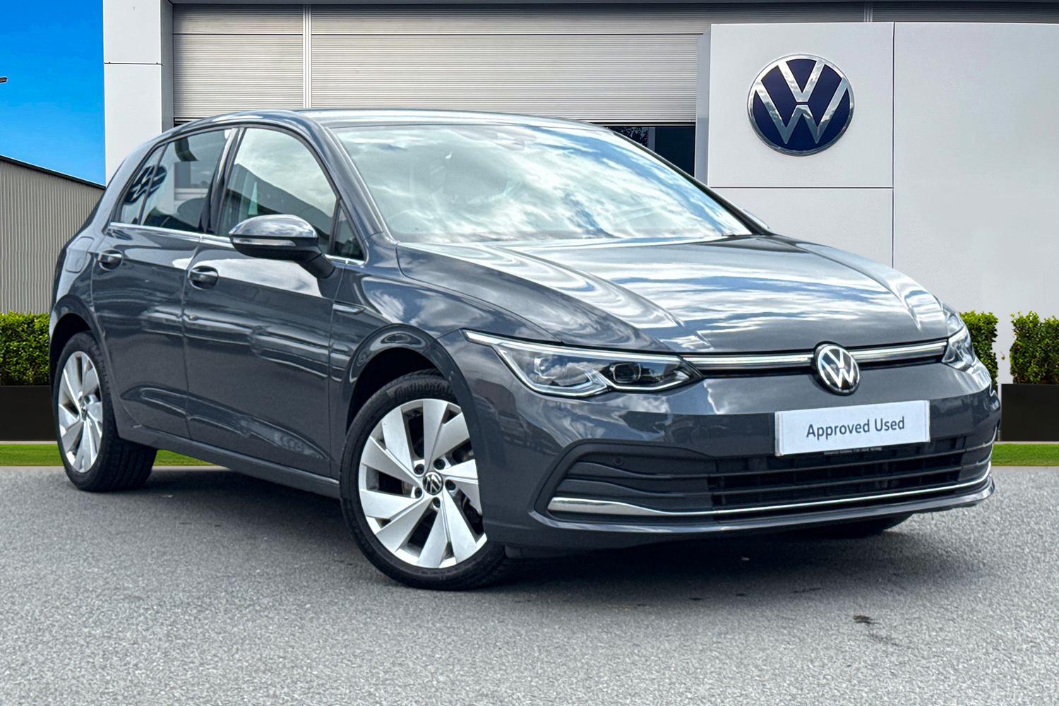Main listing image - Volkswagen Golf