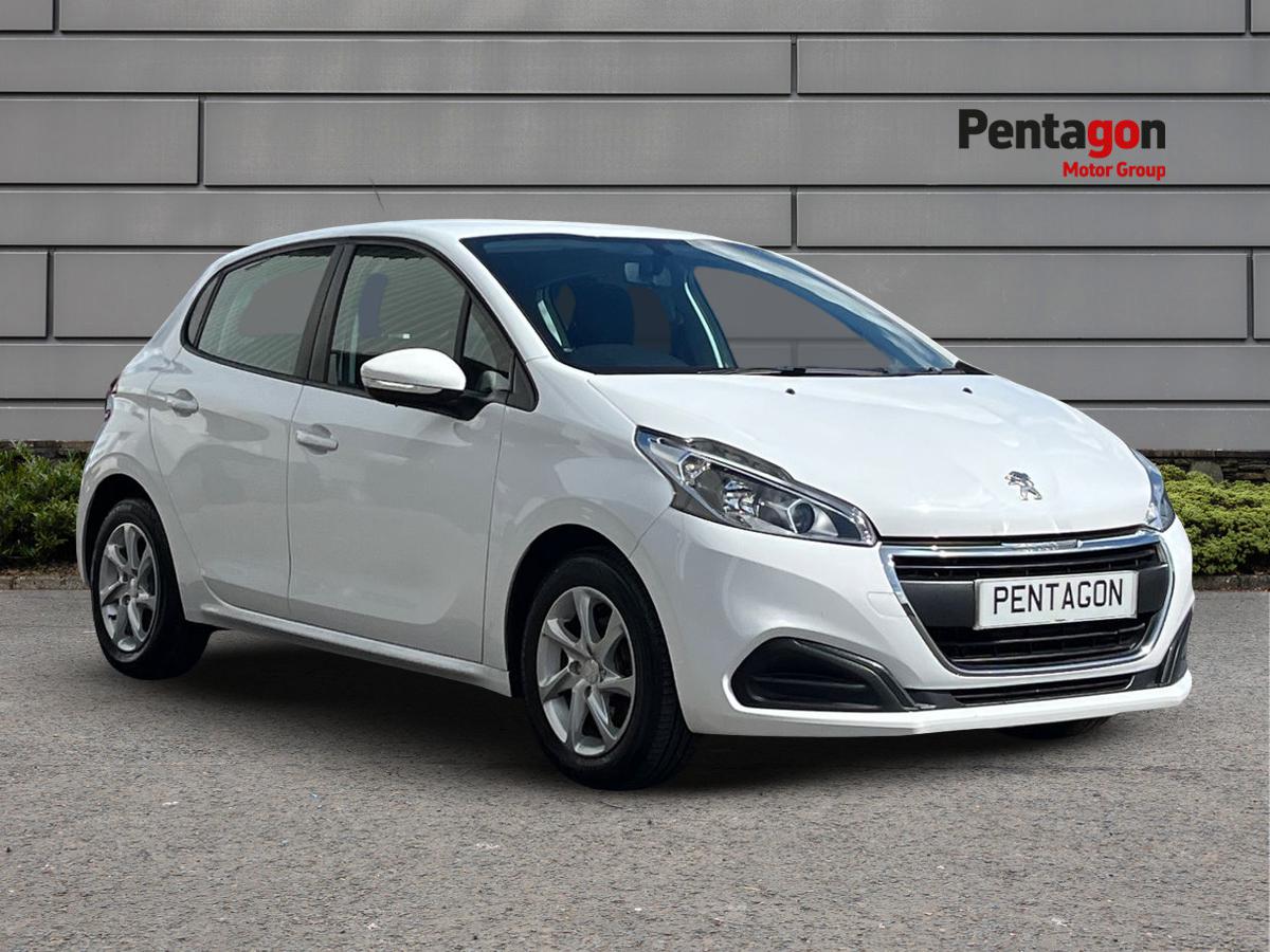 Main listing image - Peugeot 208