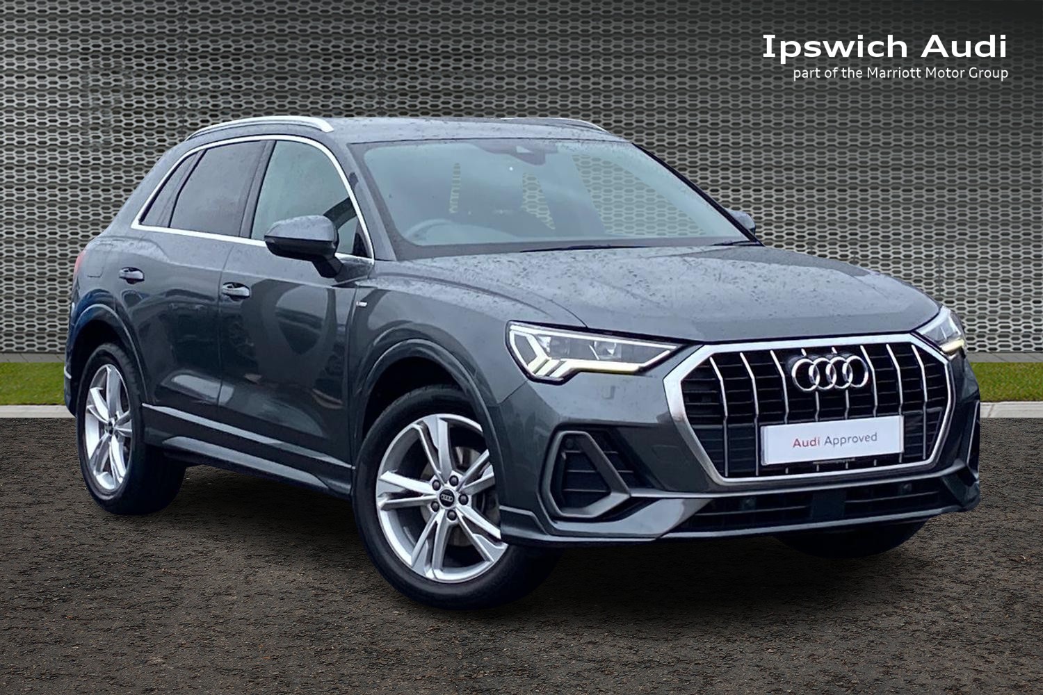 Main listing image - Audi Q3