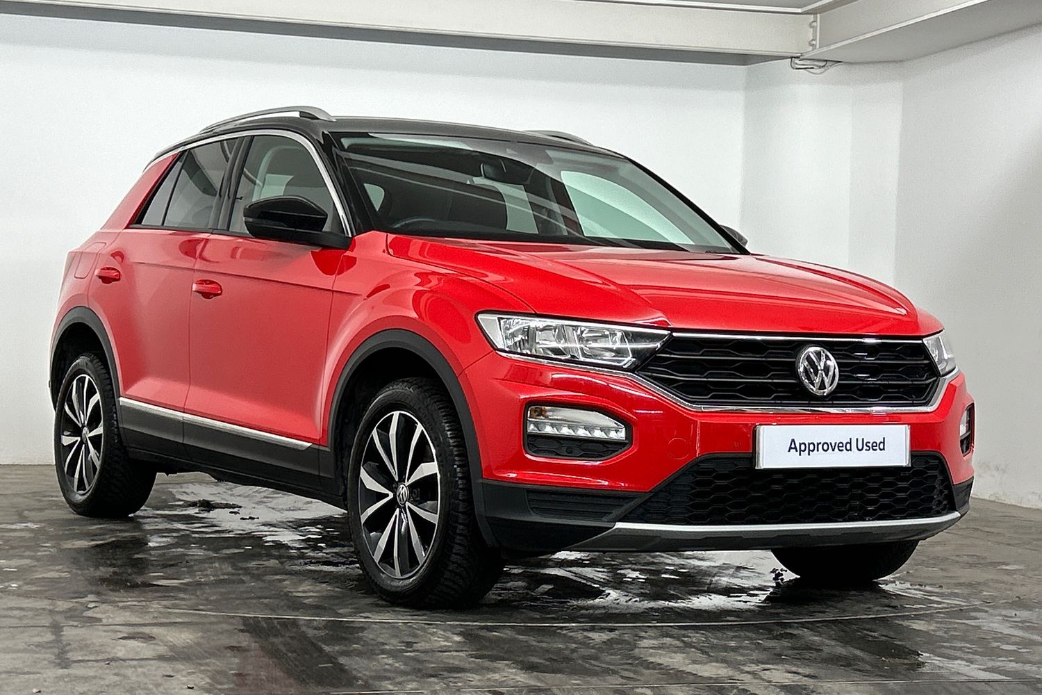 Main listing image - Volkswagen T-Roc