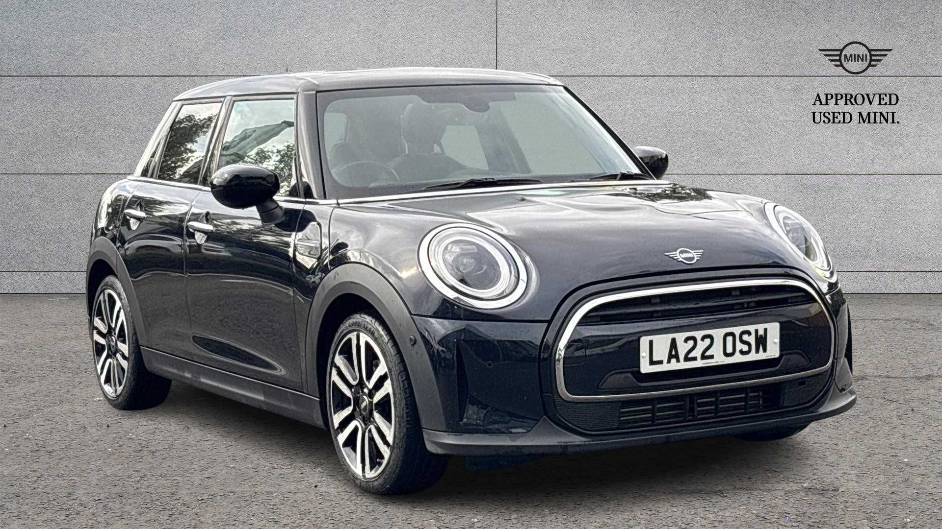 Main listing image - MINI Hatchback 5dr