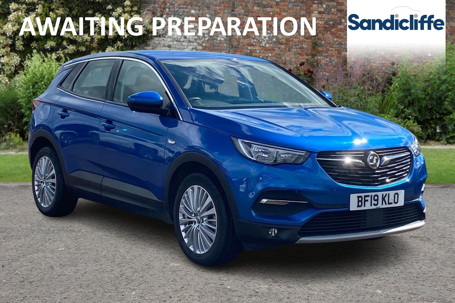 Main listing image - Vauxhall Grandland X