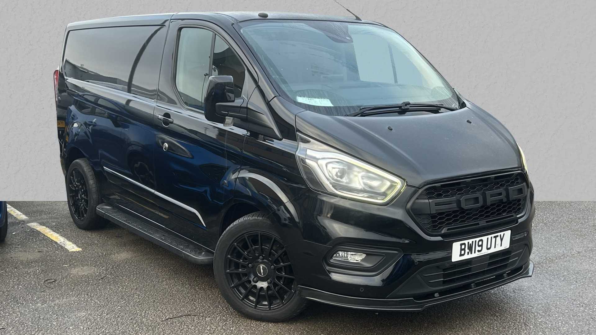 Main listing image - Ford Transit Custom