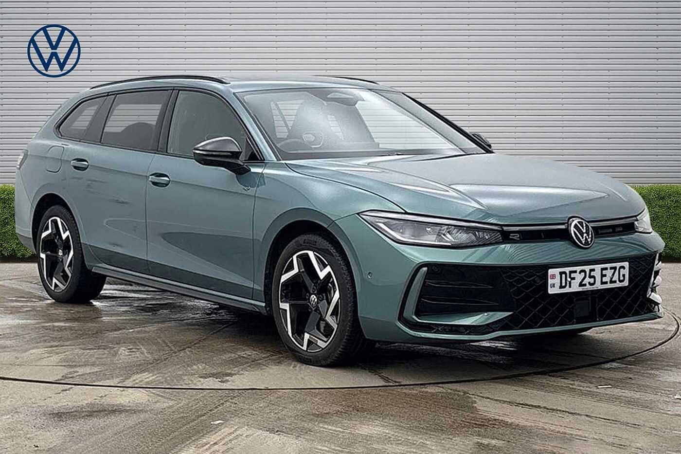 Main listing image - Volkswagen Passat Estate