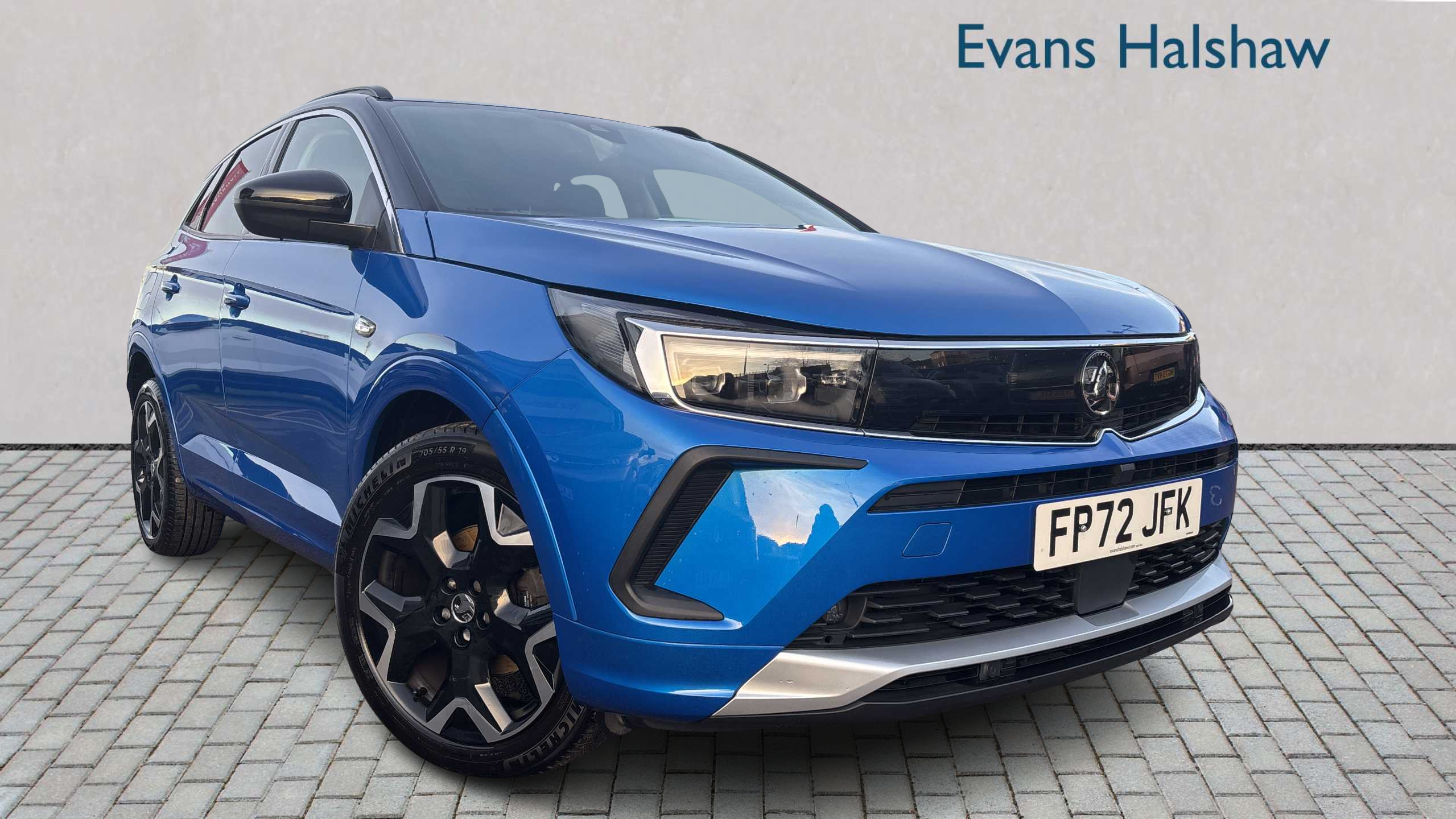 Main listing image - Vauxhall Grandland