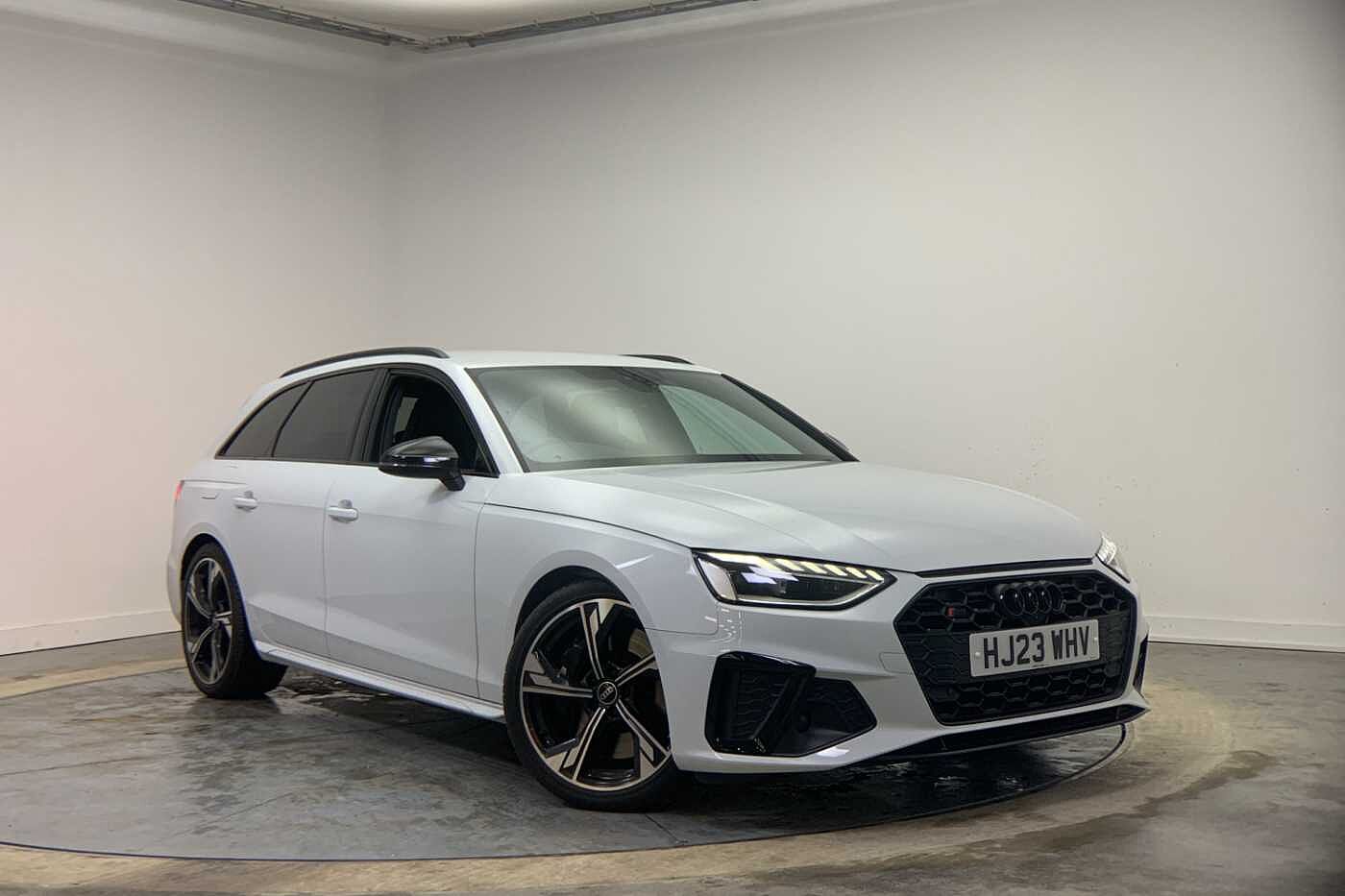 Main listing image - Audi S4