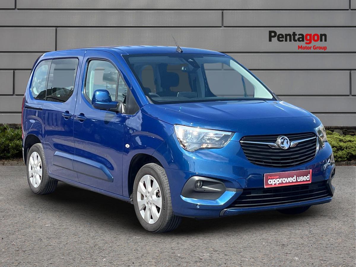 Main listing image - Vauxhall Combo Life