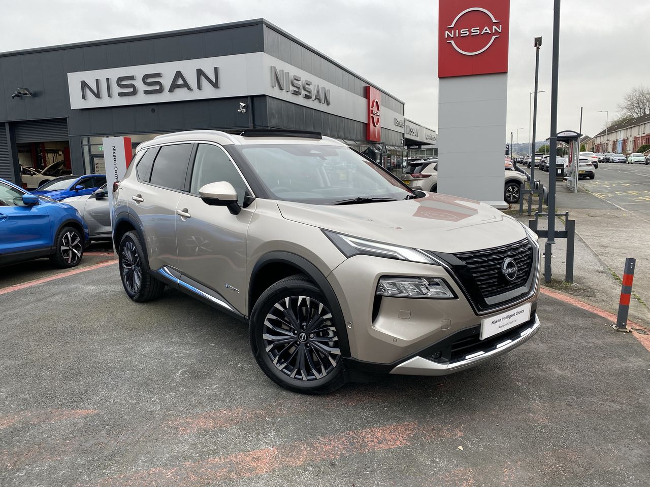 Main listing image - Nissan X-Trail