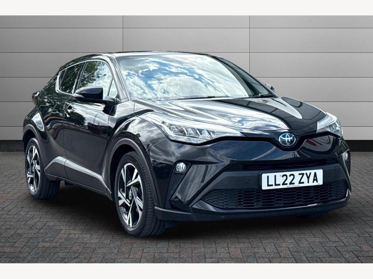 Main listing image - Toyota C-HR