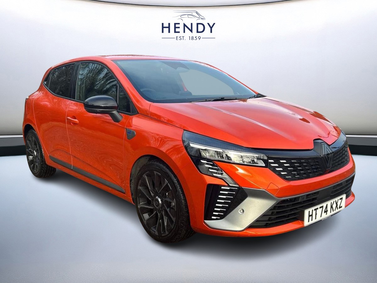 Main listing image - Renault Clio