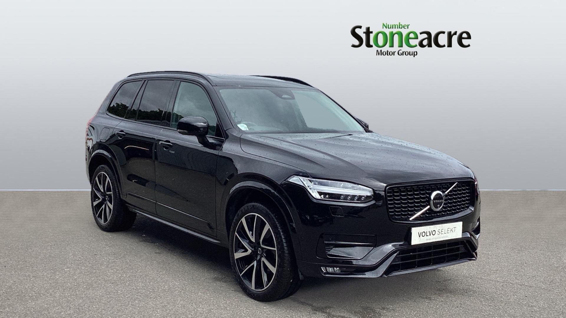 Main listing image - Volvo XC90