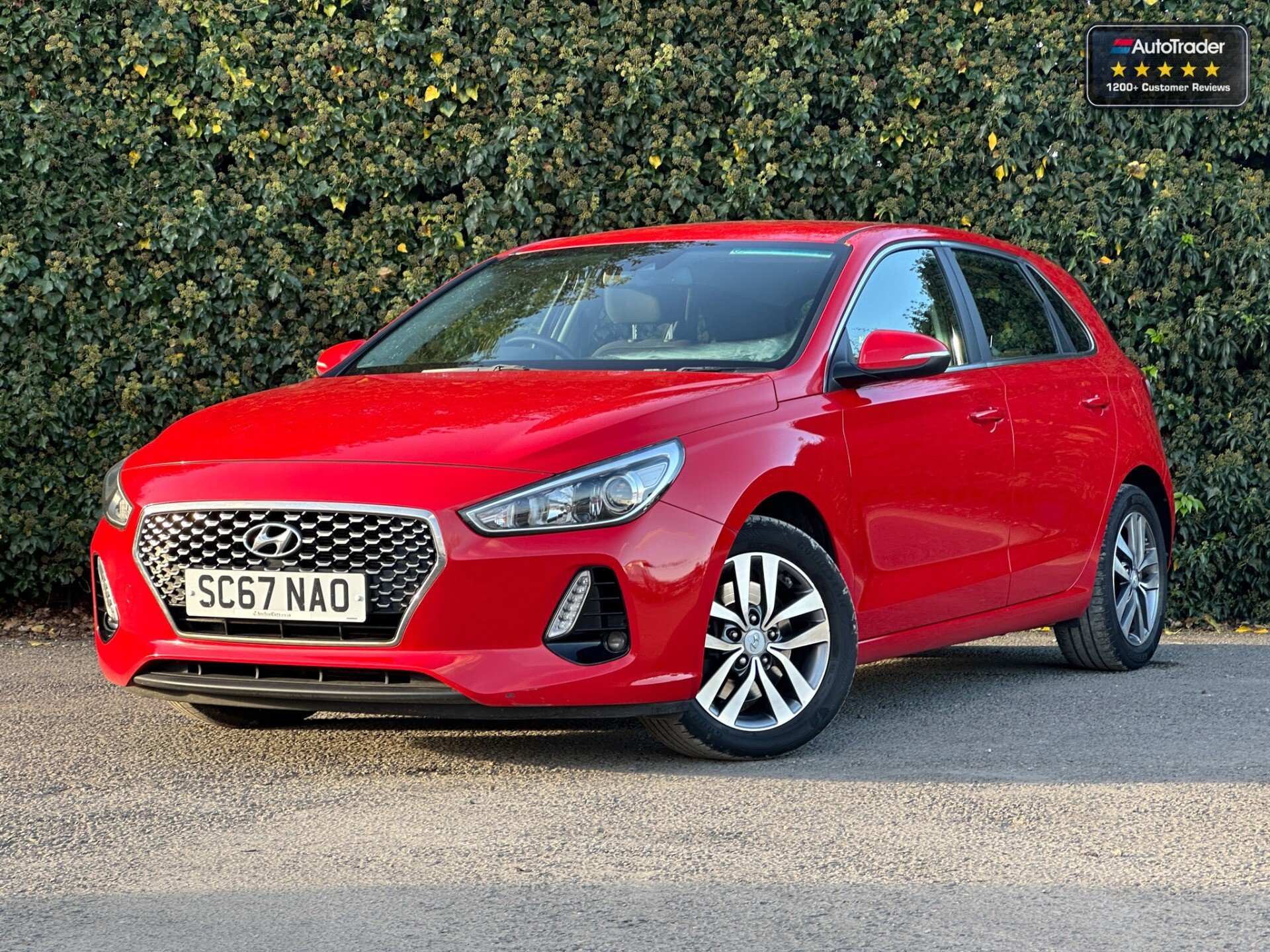 Main listing image - Hyundai i30