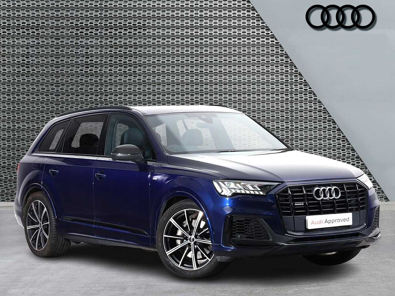 Main listing image - Audi Q7