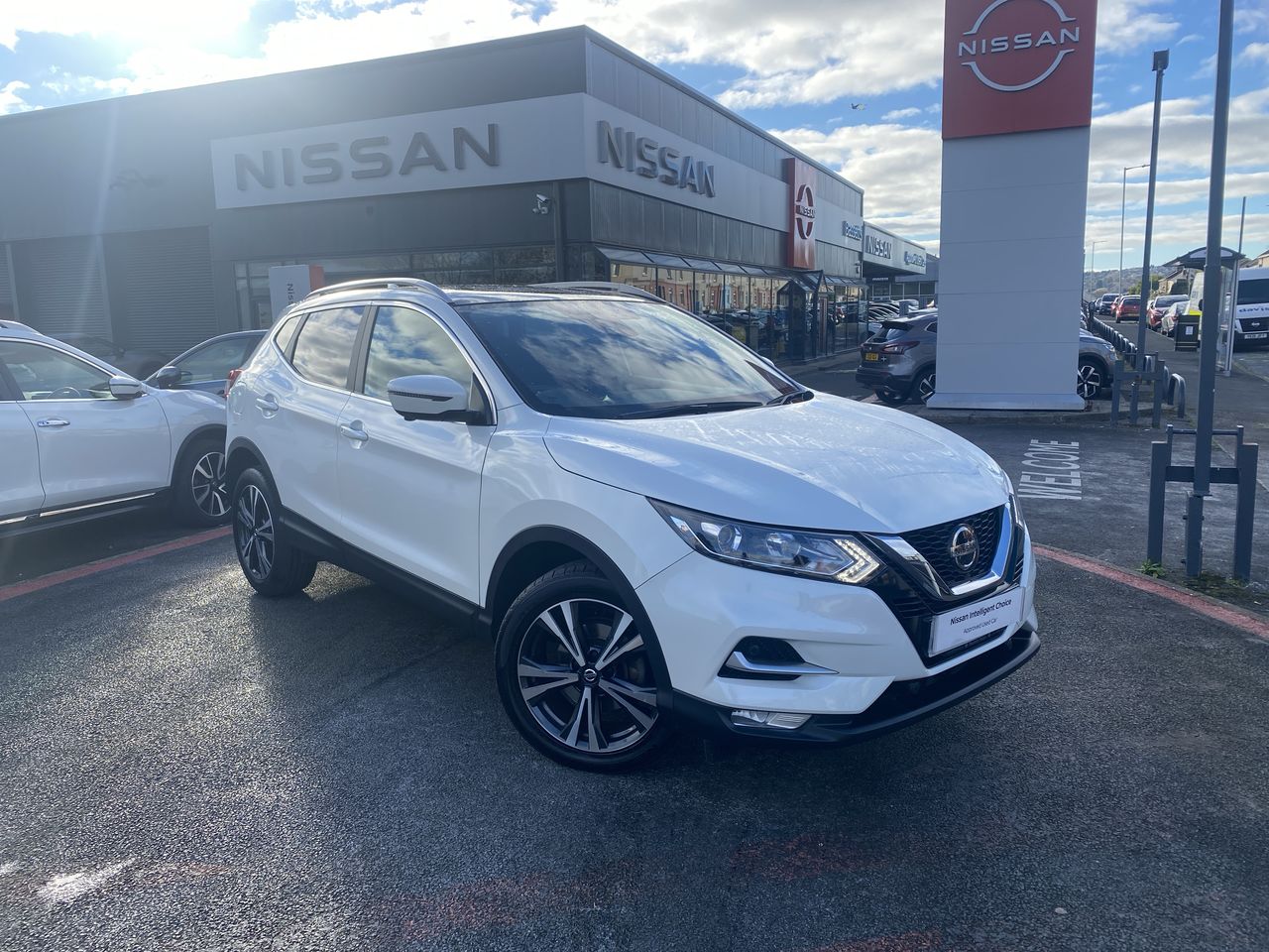 Main listing image - Nissan Qashqai