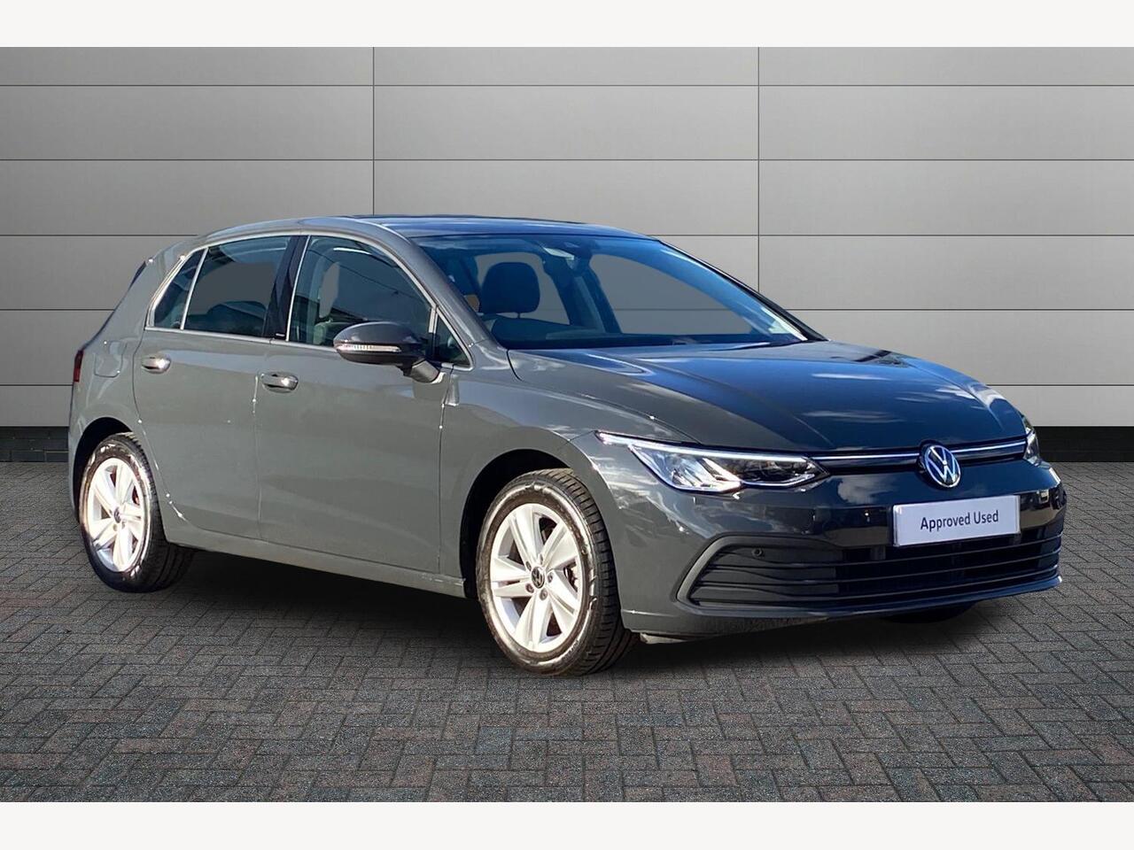 Main listing image - Volkswagen Golf