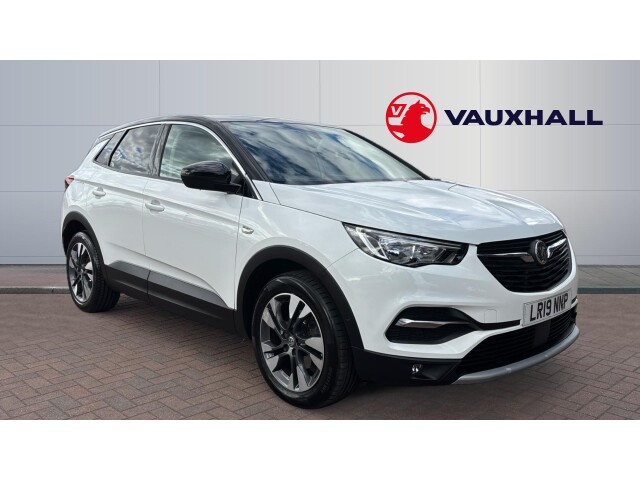 Main listing image - Vauxhall Grandland X