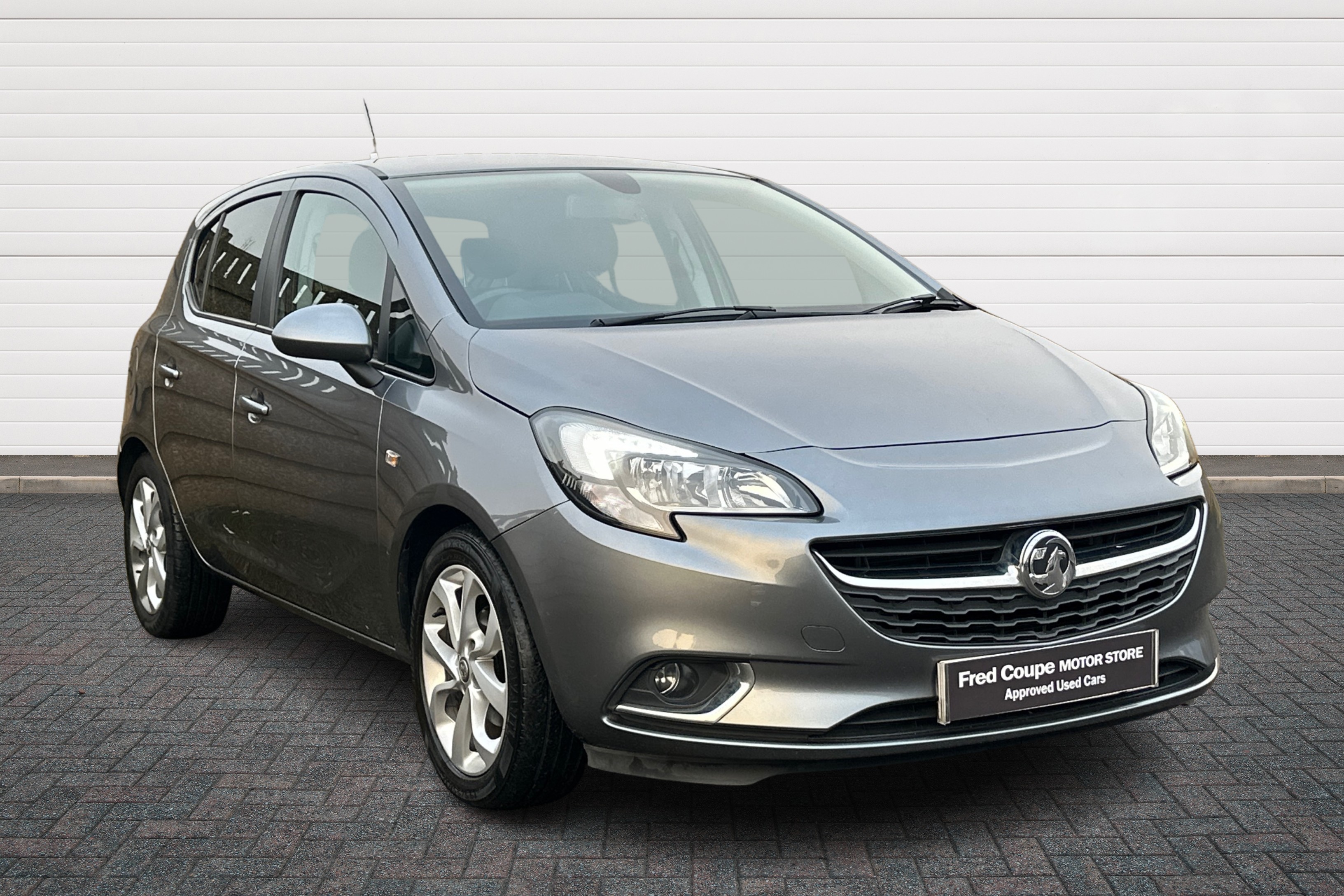 Main listing image - Vauxhall Corsa