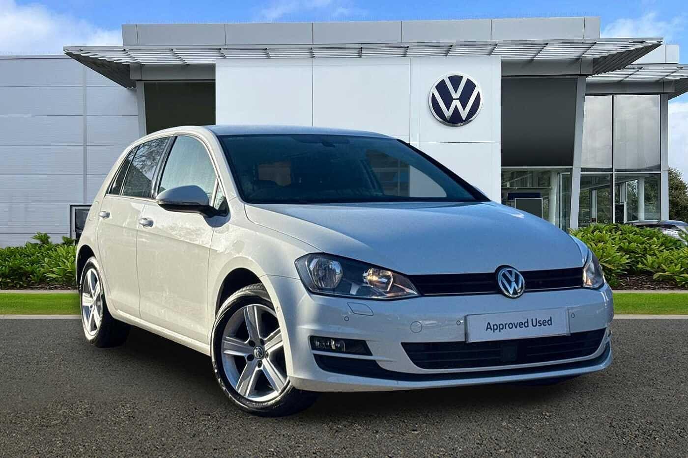 Main listing image - Volkswagen Golf