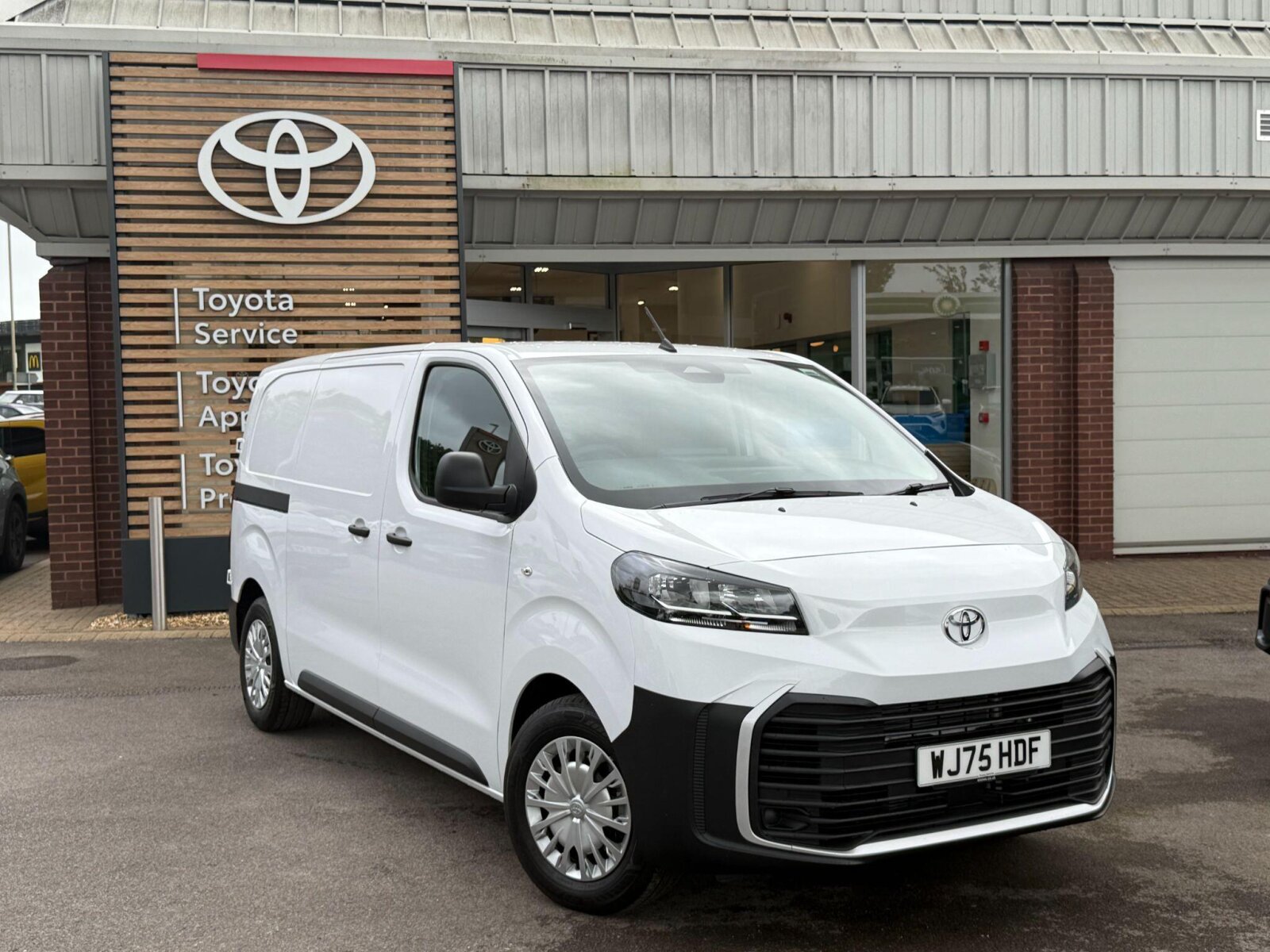 Main listing image - Toyota Proace