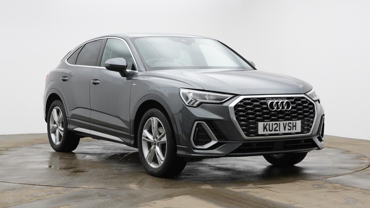 Main listing image - Audi Q3