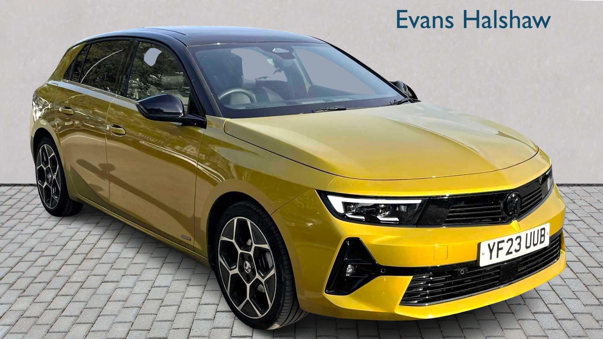 Main listing image - Vauxhall Astra