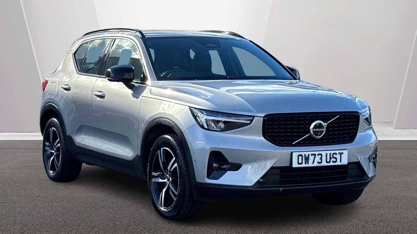 Main listing image - Volvo XC40