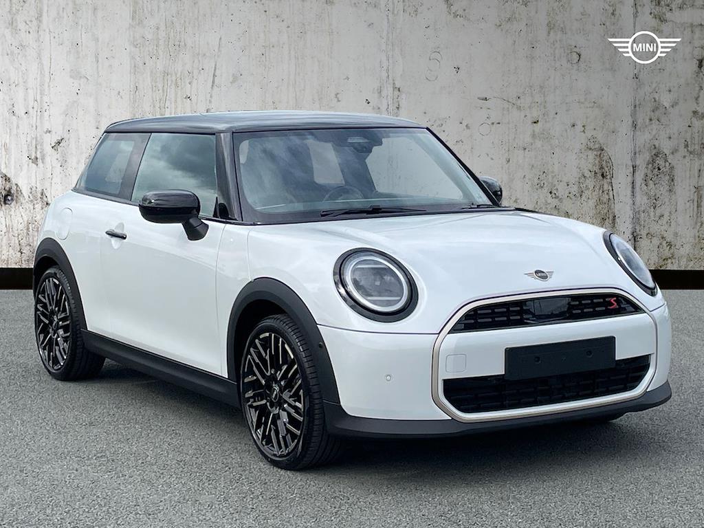 Main listing image - MINI Hatchback