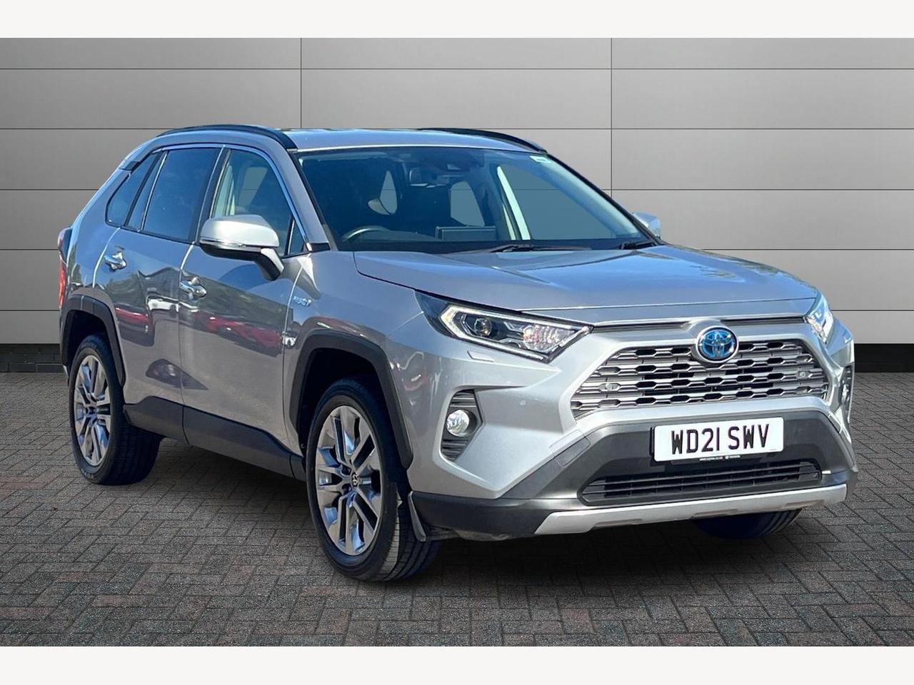 Main listing image - Toyota RAV4