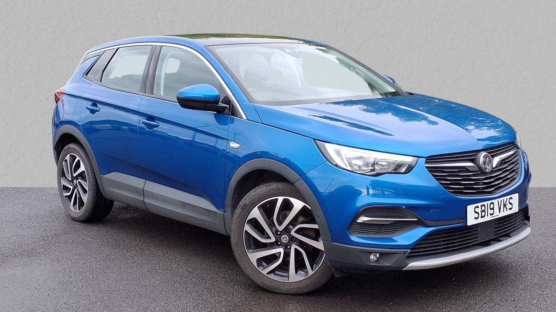 Main listing image - Vauxhall Grandland X