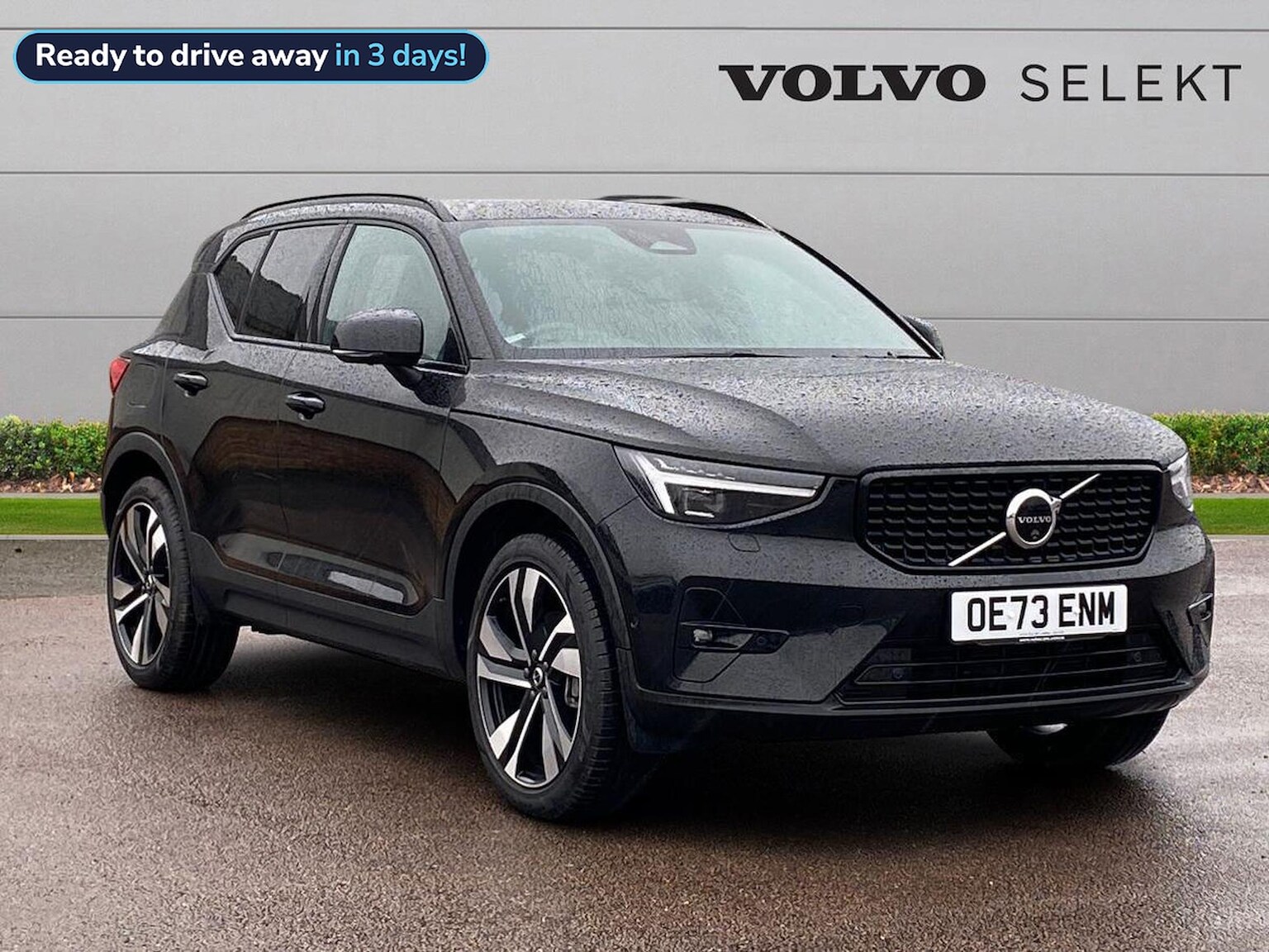 Main listing image - Volvo XC40