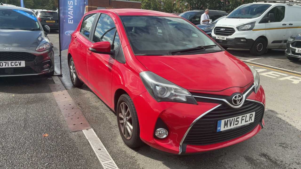 Main listing image - Toyota Yaris