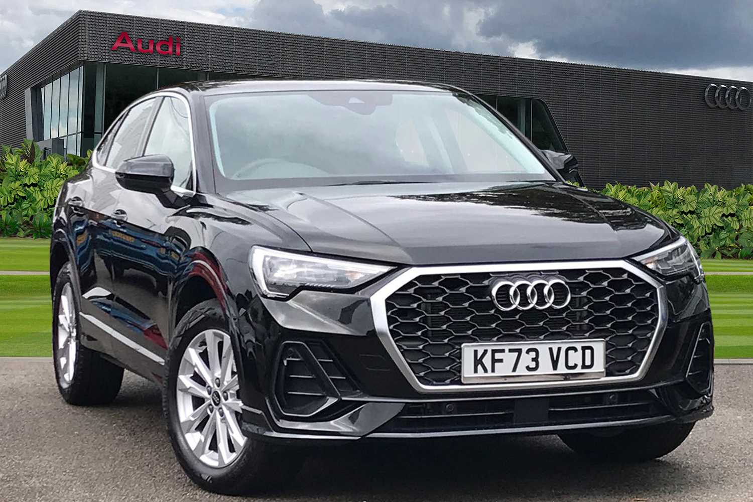 Main listing image - Audi Q3