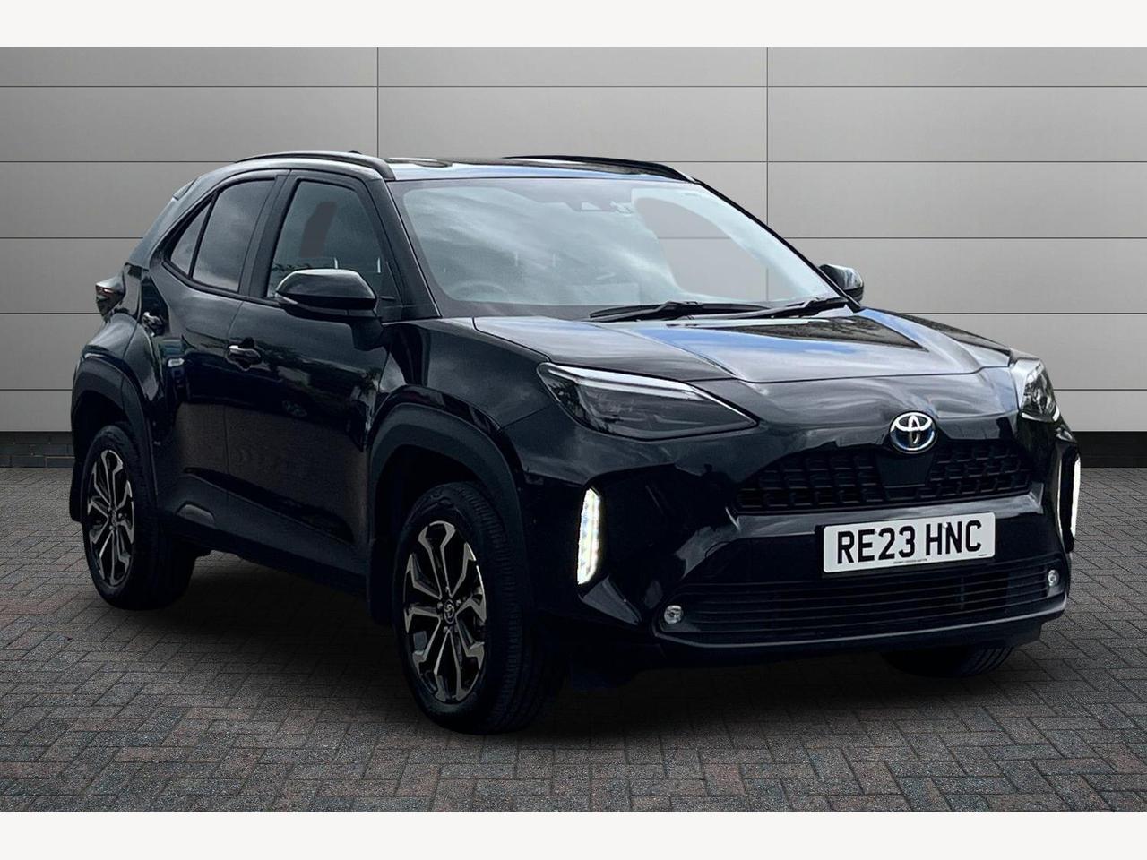 Main listing image - Toyota Yaris Cross