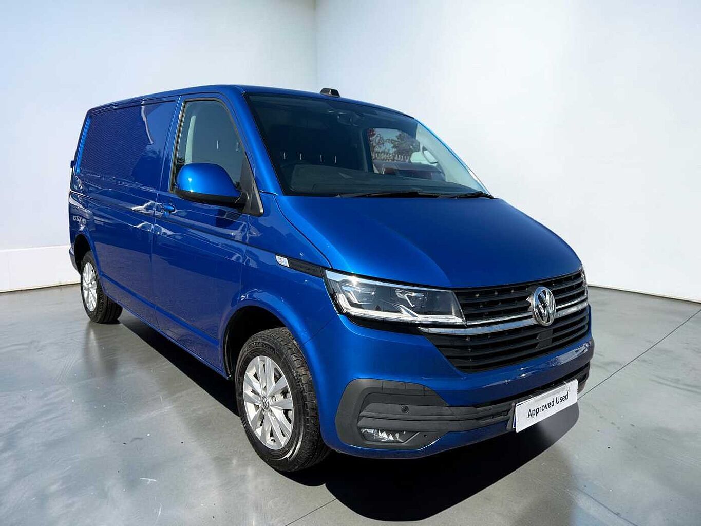 Main listing image - Volkswagen Transporter