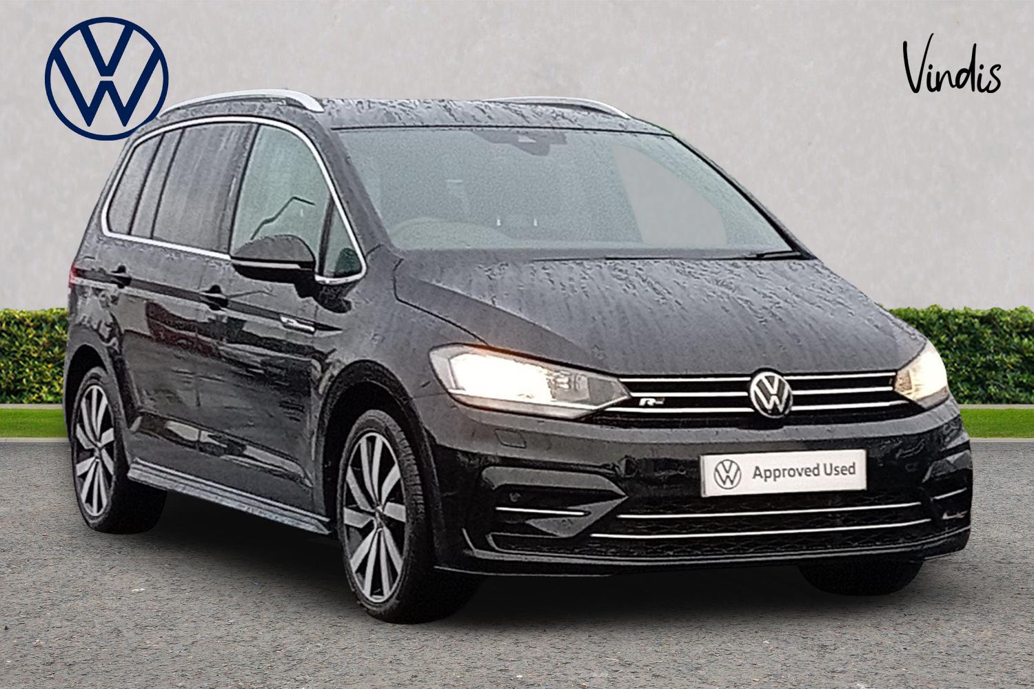 Main listing image - Volkswagen Touran