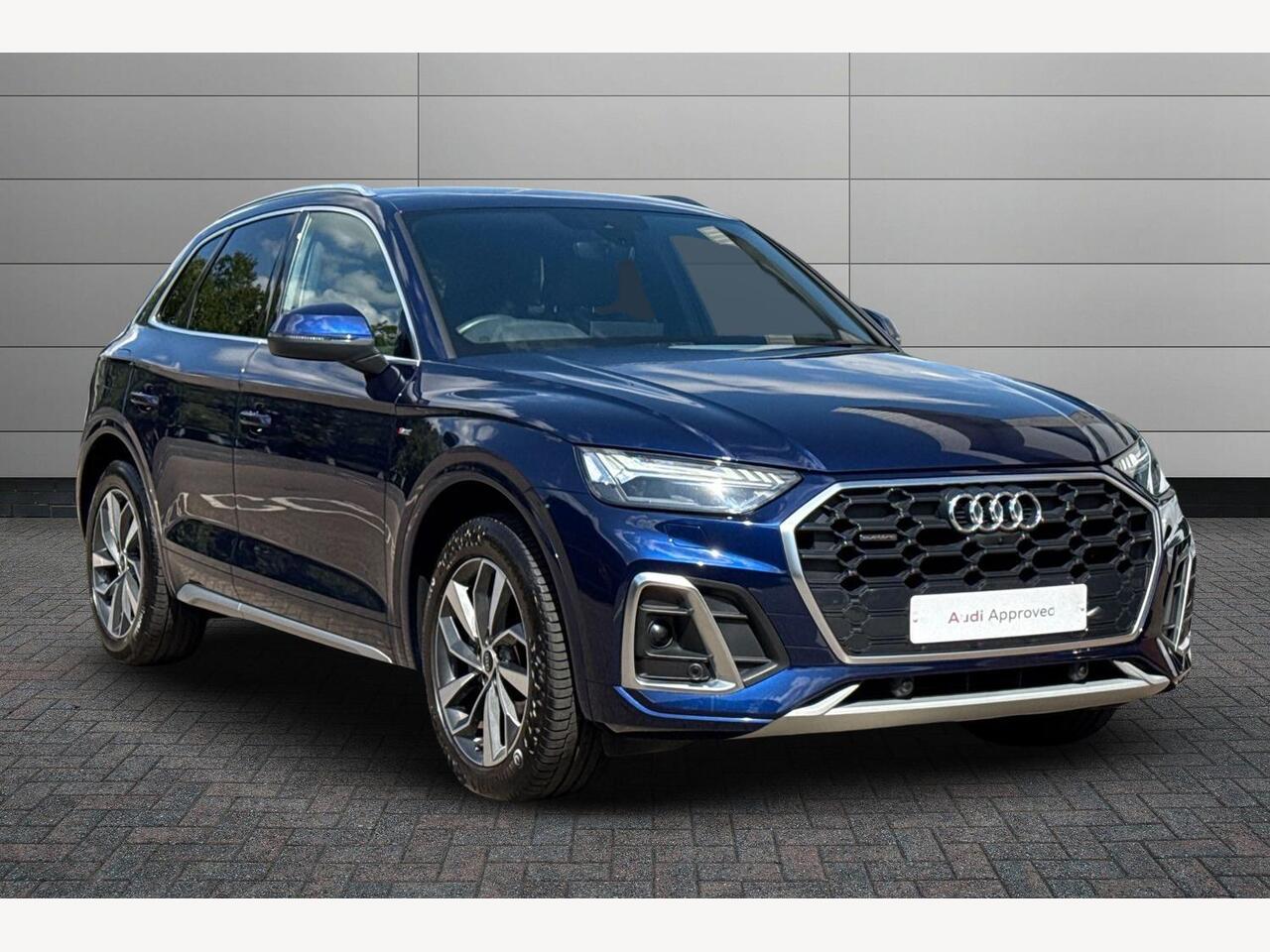 Main listing image - Audi Q5