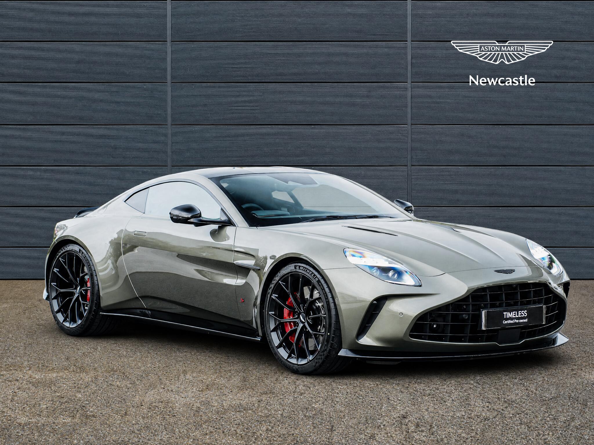 Main listing image - Aston Martin Vantage