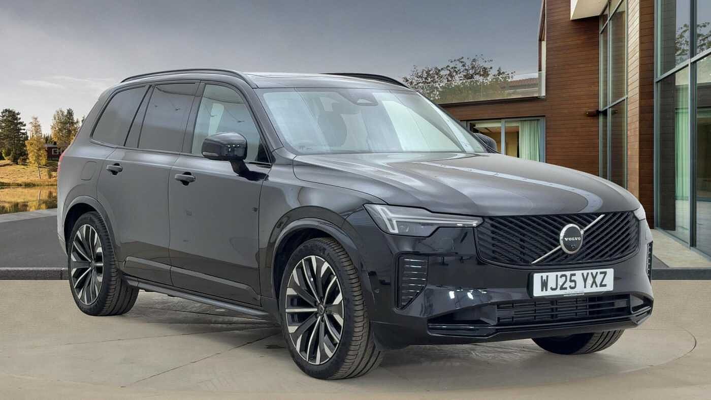 Main listing image - Volvo XC90