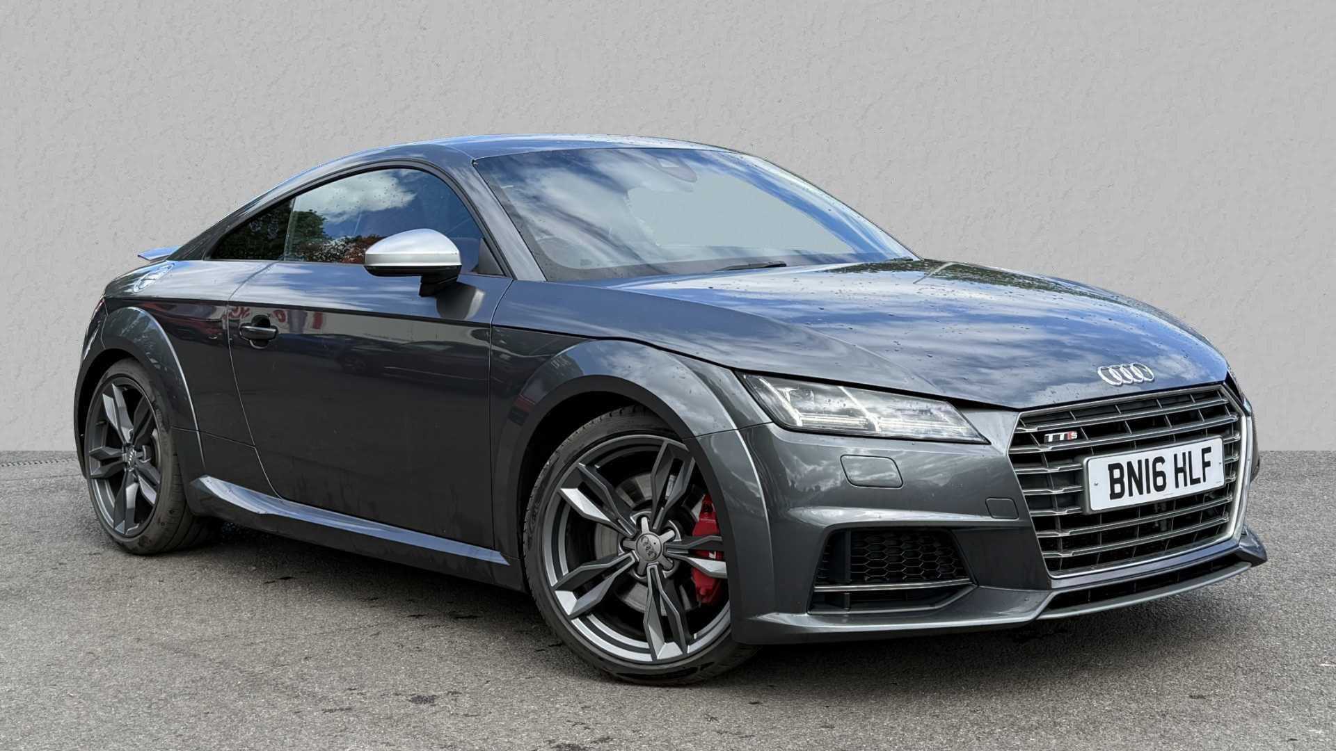 Main listing image - Audi TT S