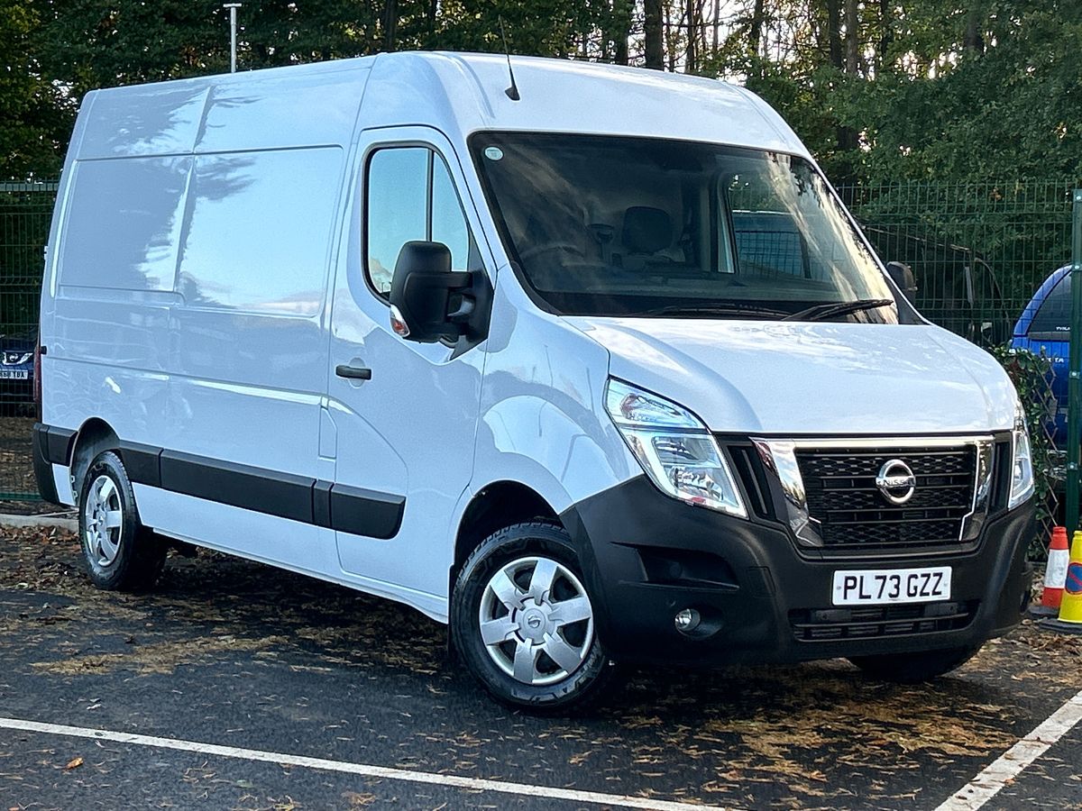 Main listing image - Nissan Interstar