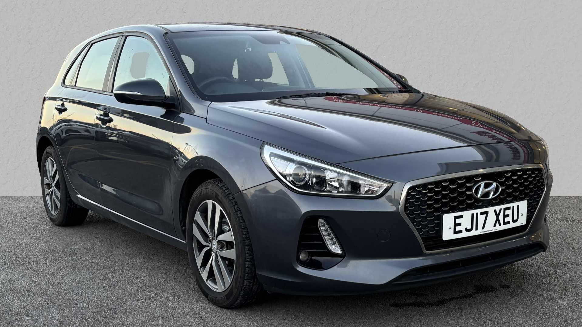 Main listing image - Hyundai i30