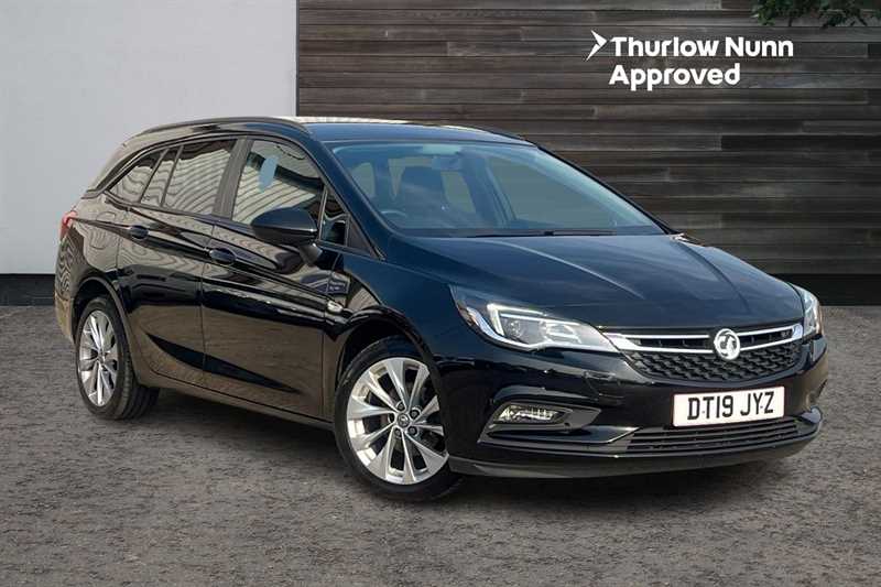 Main listing image - Vauxhall Astra Sports Tourer