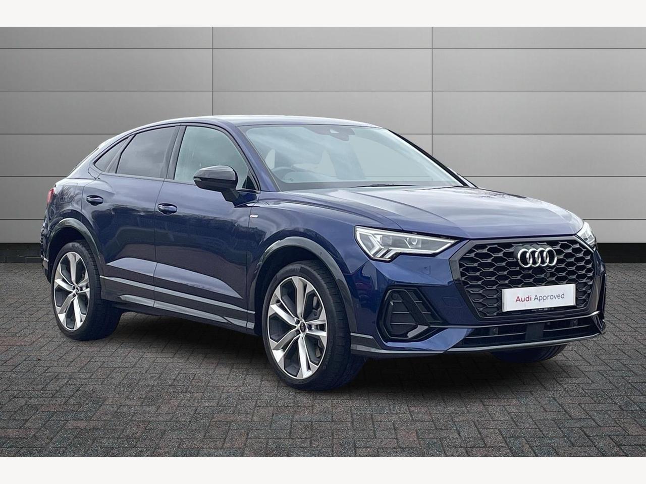 Main listing image - Audi Q3