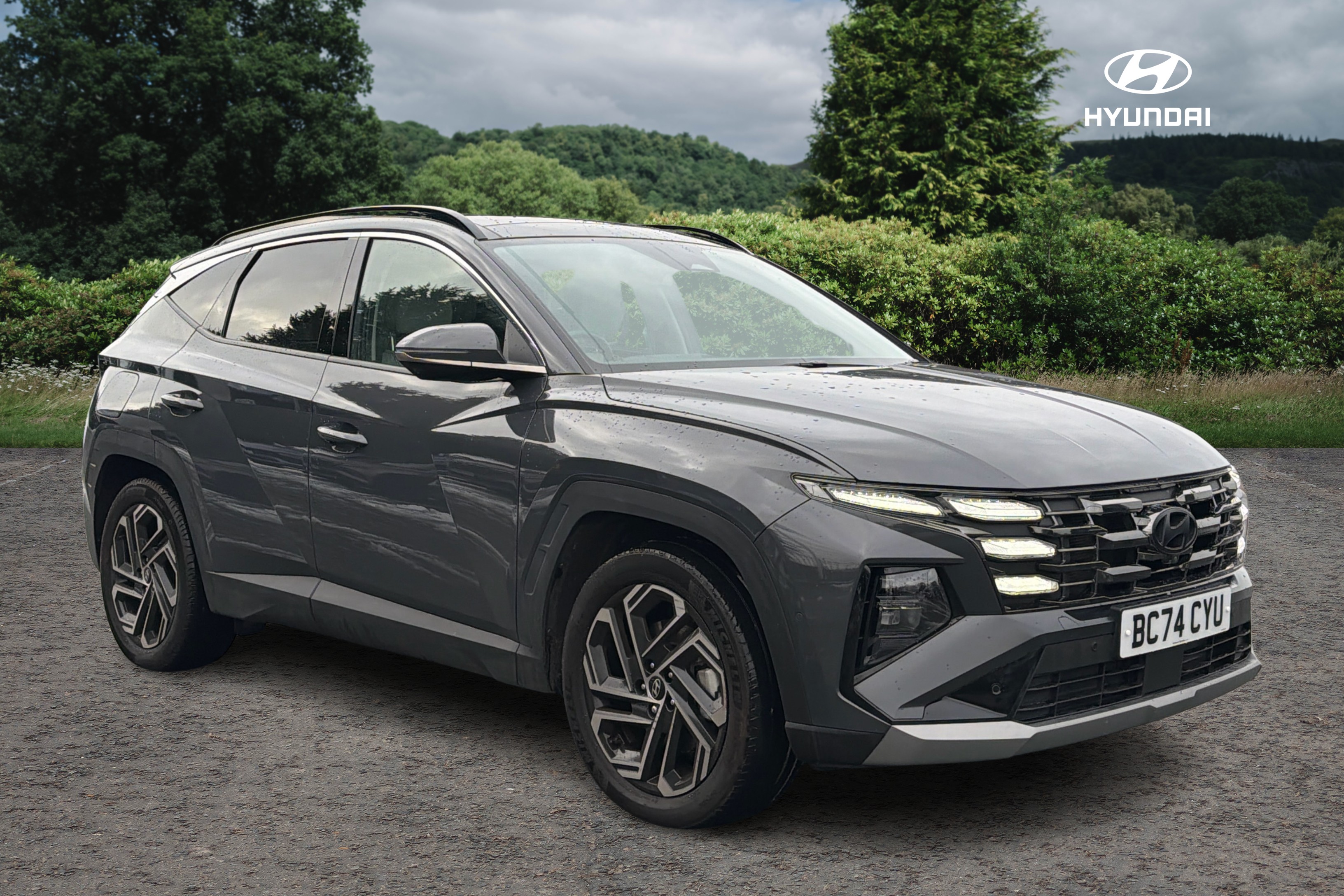 Main listing image - Hyundai Tucson