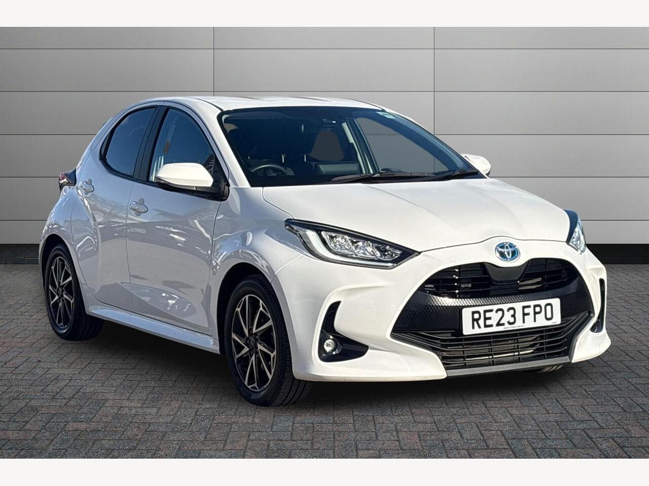 Main listing image - Toyota Yaris