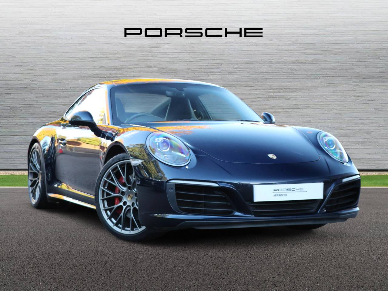 Main listing image - Porsche 911