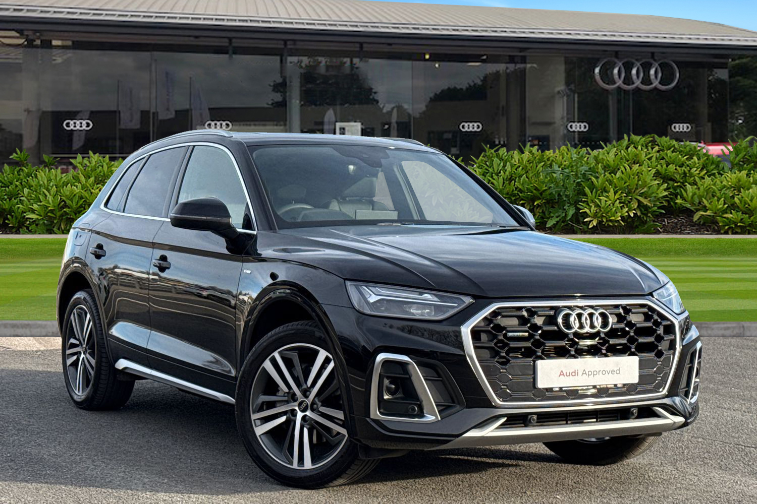 Main listing image - Audi Q5