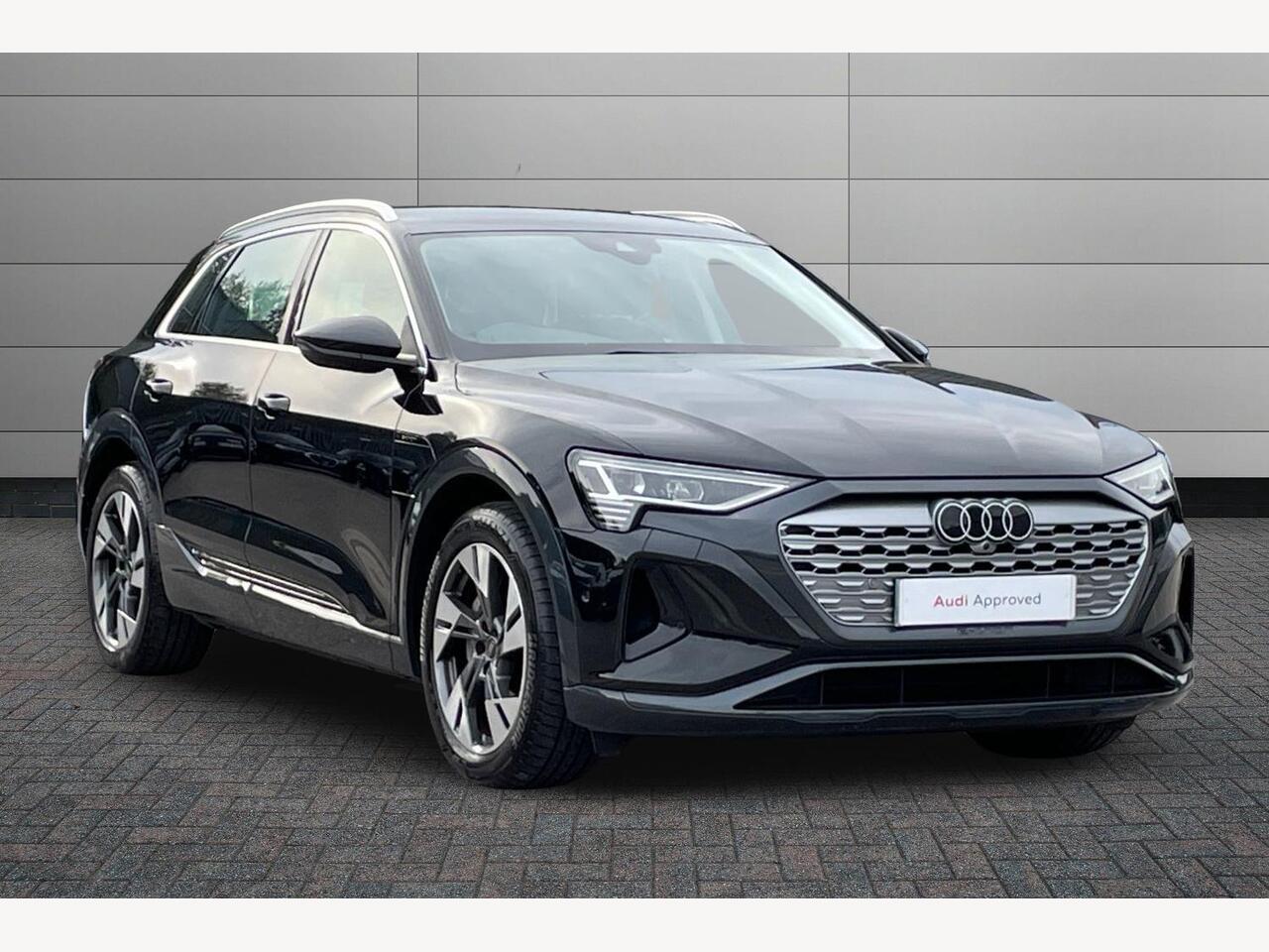 Main listing image - Audi Q8