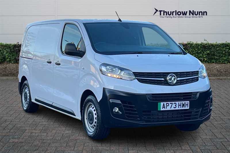 Main listing image - Vauxhall Vivaro